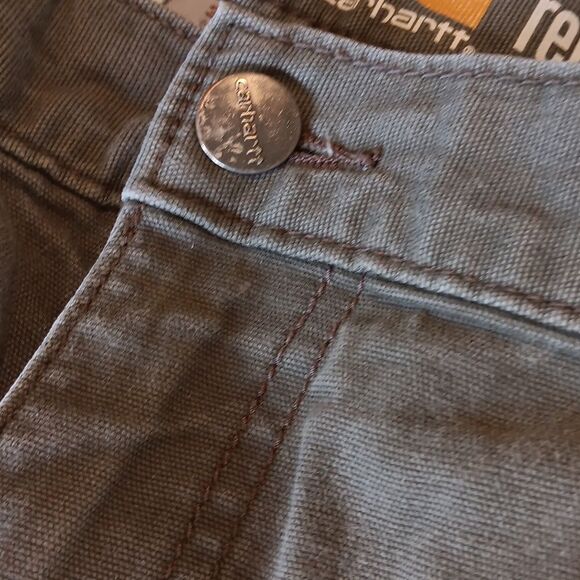 Carhartt Olive Relaxed Fit Cargo Shorts with Sturdy Design - Picture 10 of 10